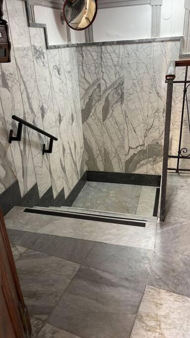 Nel Cuore Del Vomero Apartament 나폴리 외부 사진